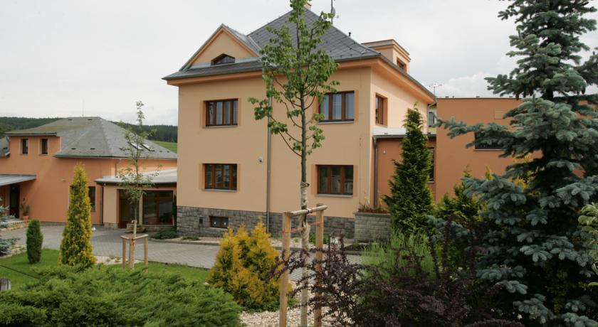 Apartmany Pemi Potstejn Bagian luar foto